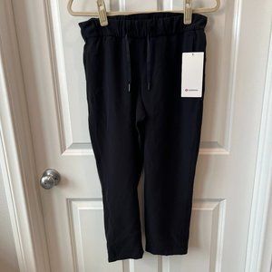 Lululemon - Womens On The Fly Crop Woven Pants